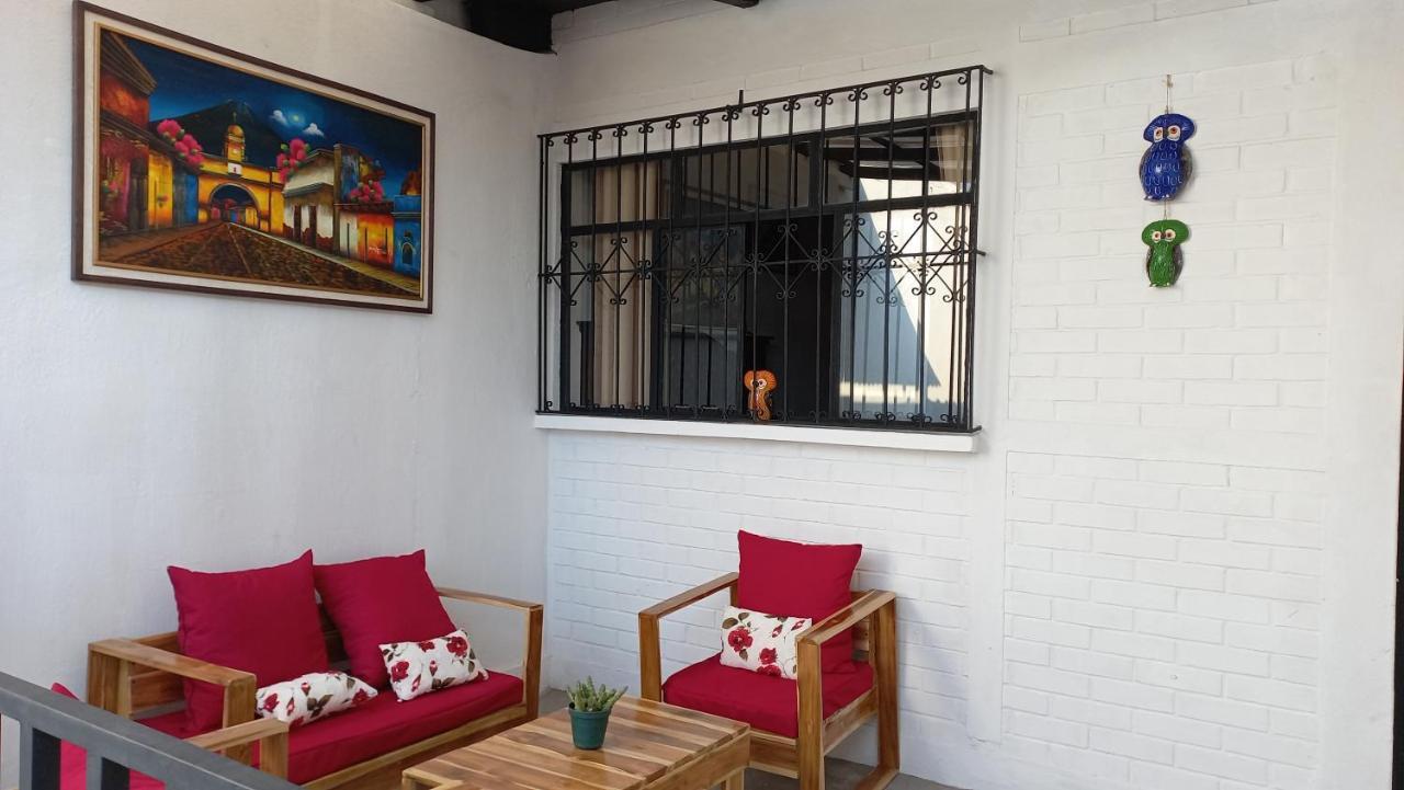 Hospedaje El Viajero Antigua Ll Экстерьер фото
